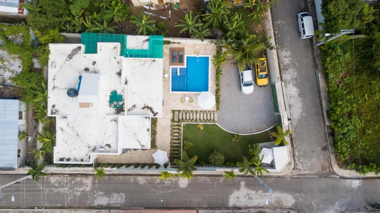 Villa Alida Nagua Pool Beach Dailymaid & Bbq Matancitas